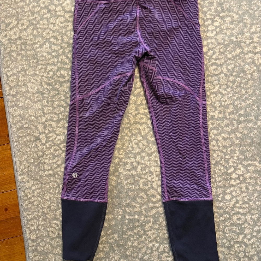 Lululemon Purple Chevron Leggings Size 4